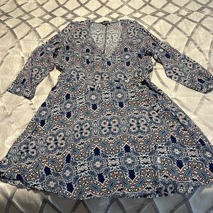 Express dress size L 100% rayon